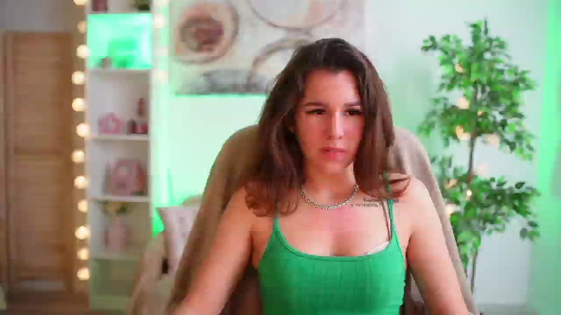 Gallery image thumbnail from Alyssa_Hall's myfreecams stream on, 03/05/2025, 17:10 image 11 of 20