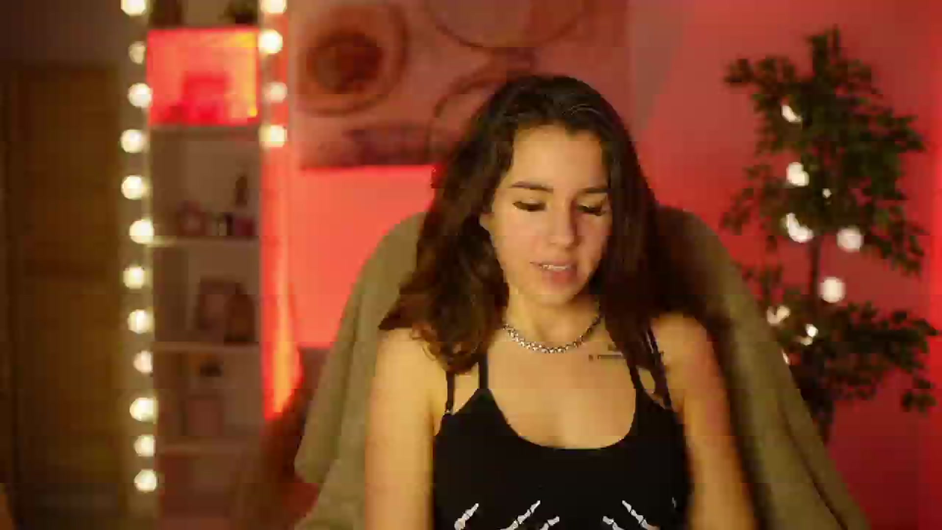 Gallery image thumbnail from Alyssa_Hall's myfreecams stream on, 03/07/2025, 17:01 image 9 of 20