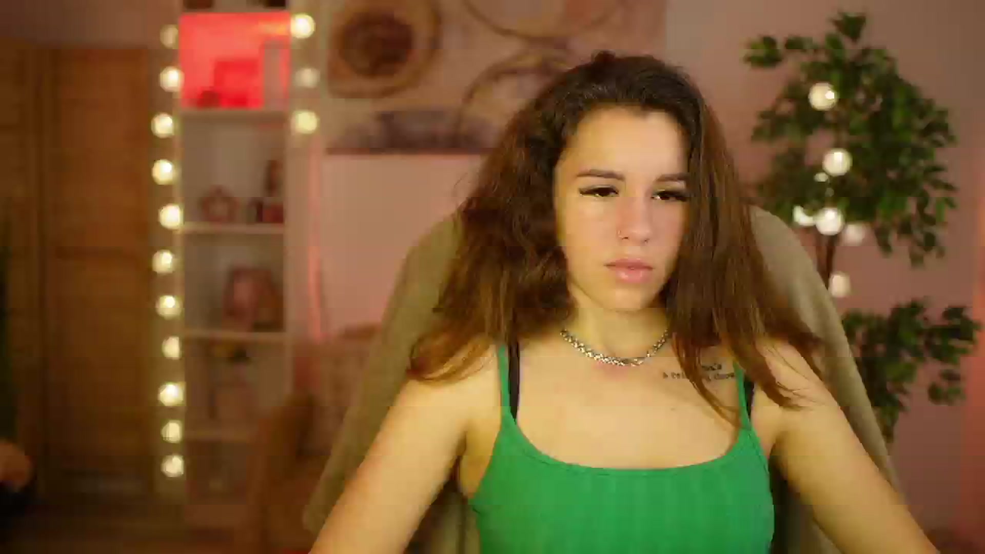 Gallery image thumbnail from Alyssa_Hall's myfreecams stream on, 03/16/2025, 18:03 image 18 of 20