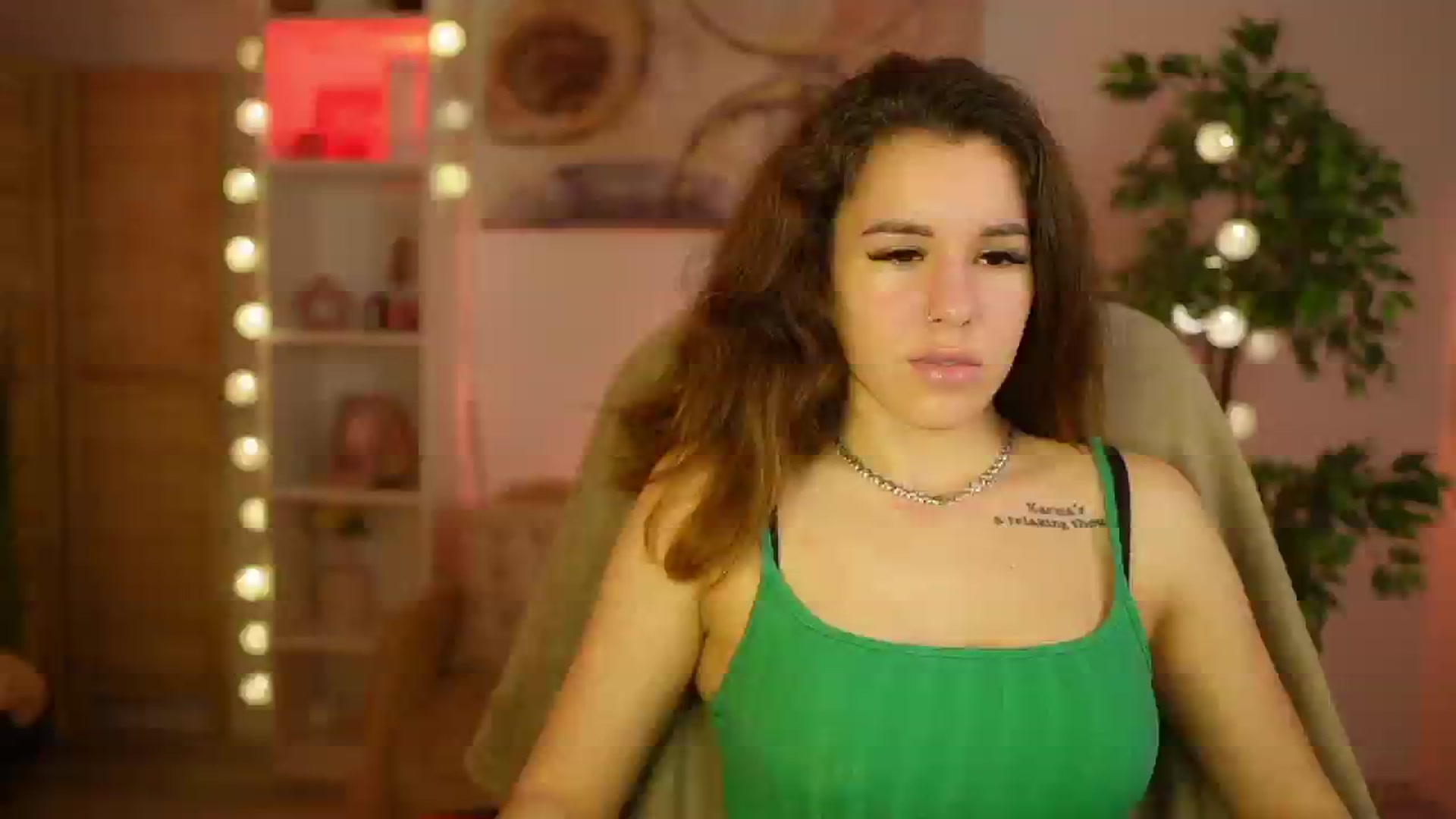 Gallery image thumbnail from Alyssa_Hall's myfreecams stream on, 03/16/2025, 18:03 image 19 of 20