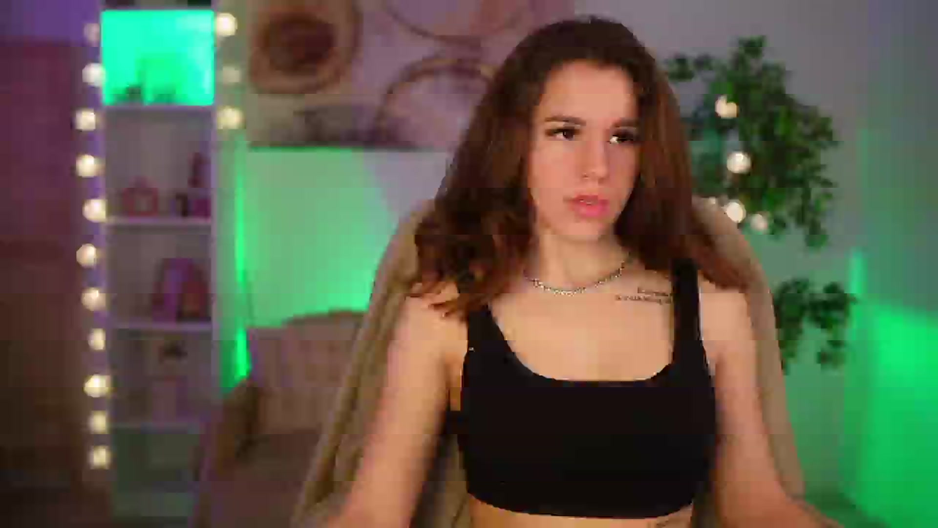 Gallery image thumbnail from Alyssa_Hall's myfreecams stream on, 03/19/2025, 18:08 image 6 of 20