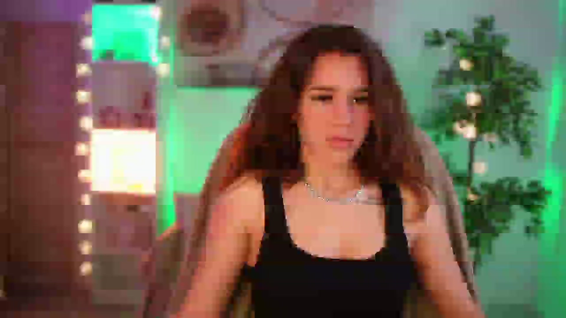 Gallery image thumbnail from Alyssa_Hall's myfreecams stream on, 03/24/2025, 18:02 image 6 of 20