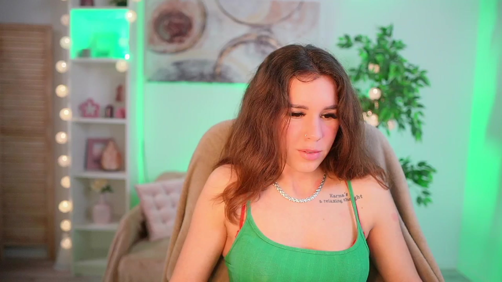 Gallery image thumbnail from Alyssa_Hall's myfreecams stream on, 03/31/2025, 14:49 image 20 of 20