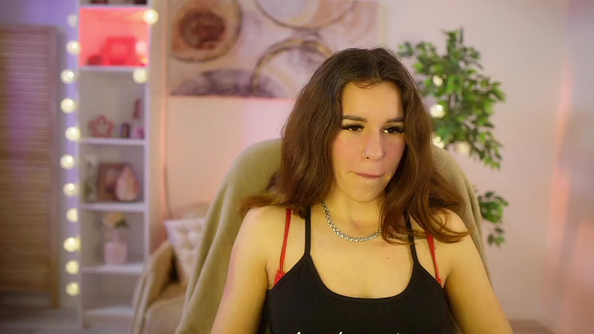 Gallery image thumbnail from Alyssa_Hall's myfreecams stream on, 04/01/2025, 14:01 image 11 of 20