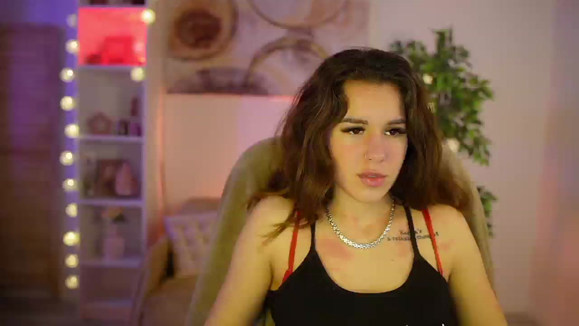 Gallery image thumbnail from Alyssa_Hall's myfreecams stream on, 04/01/2025, 17:04 image 4 of 20
