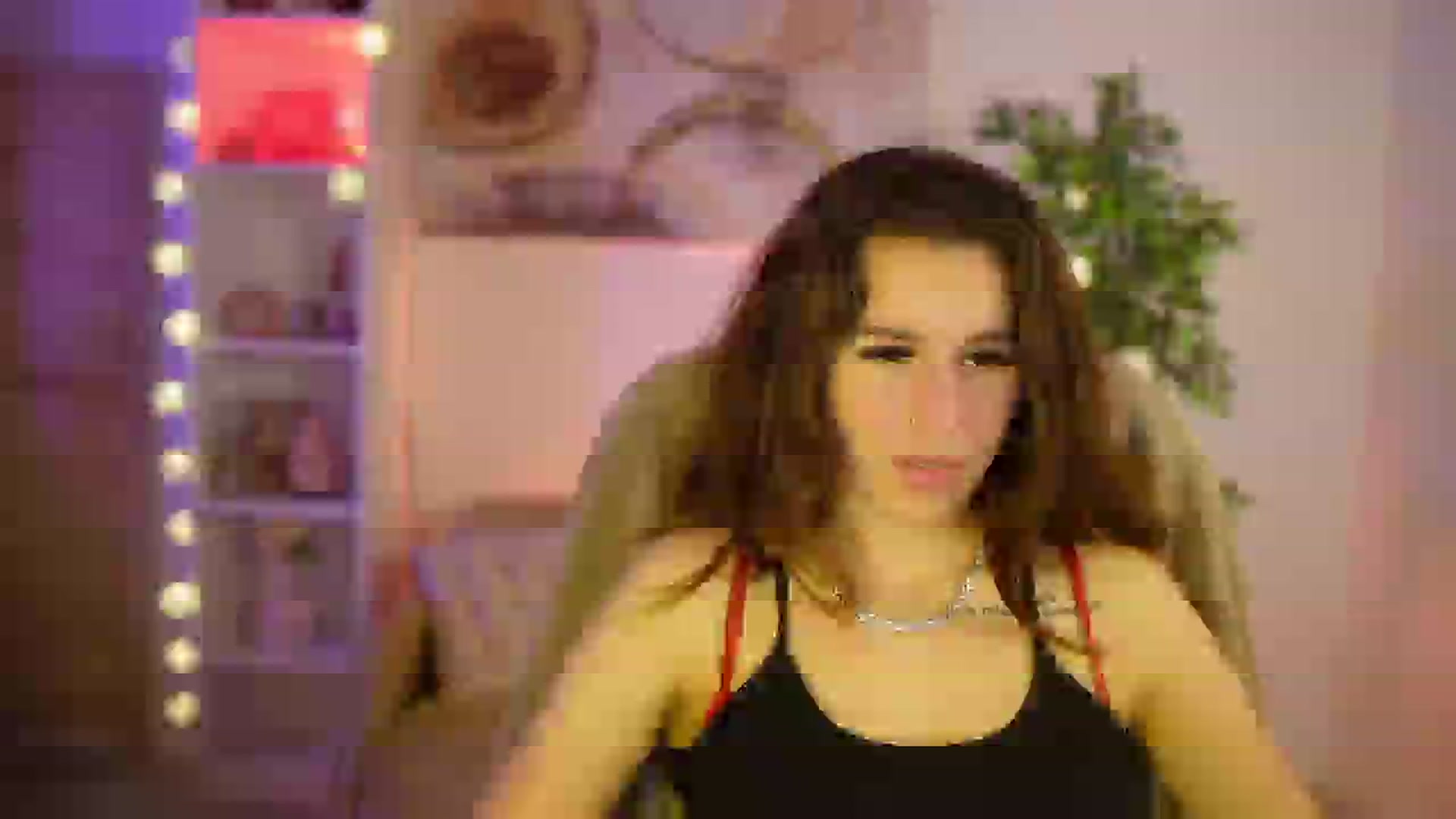 Gallery image thumbnail from Alyssa_Hall's myfreecams stream on, 04/01/2025, 17:04 image 9 of 20