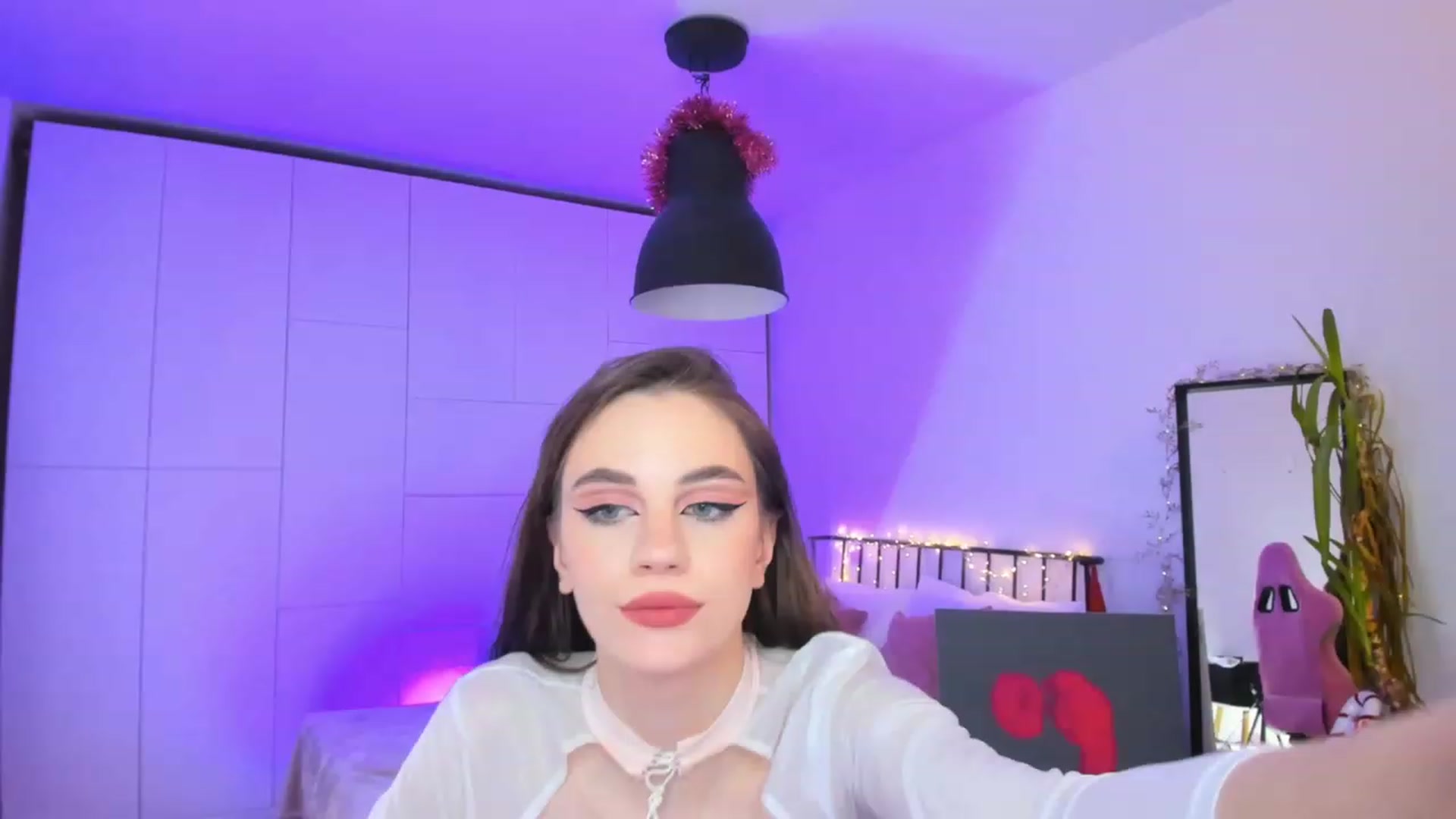 Gallery image thumbnail from Alyssa_Smit's myfreecams stream on, 01/29/2023, 09:23 image 11 of 20