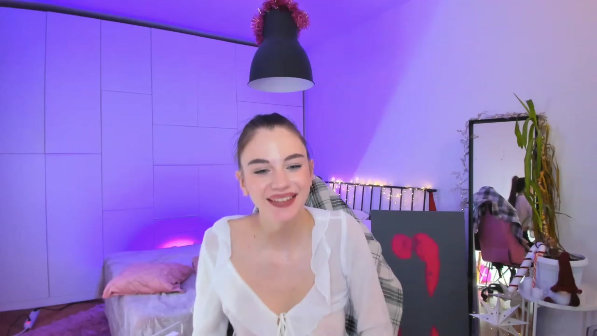 Gallery image thumbnail from Alyssa_Smit's myfreecams stream on, 02/05/2023, 11:34 image 20 of 20