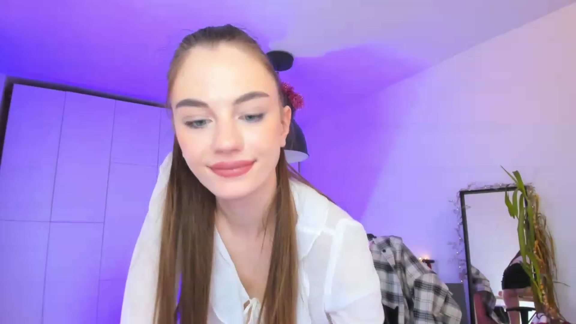Gallery image thumbnail from Alyssa_Smit's myfreecams stream on, 02/05/2023, 11:34 image 15 of 20