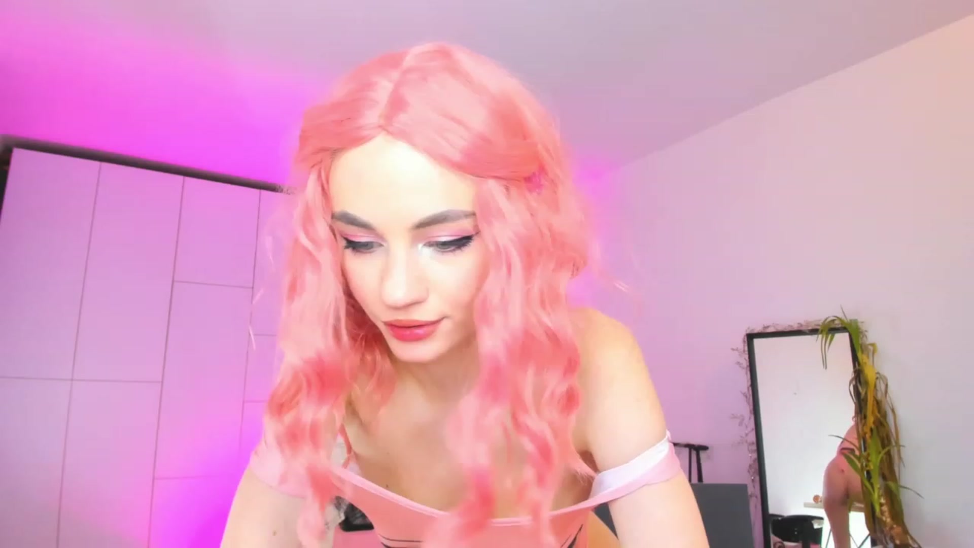 Gallery image thumbnail from Alyssa_Smit's myfreecams stream on, 02/21/2023, 09:45 image 18 of 20