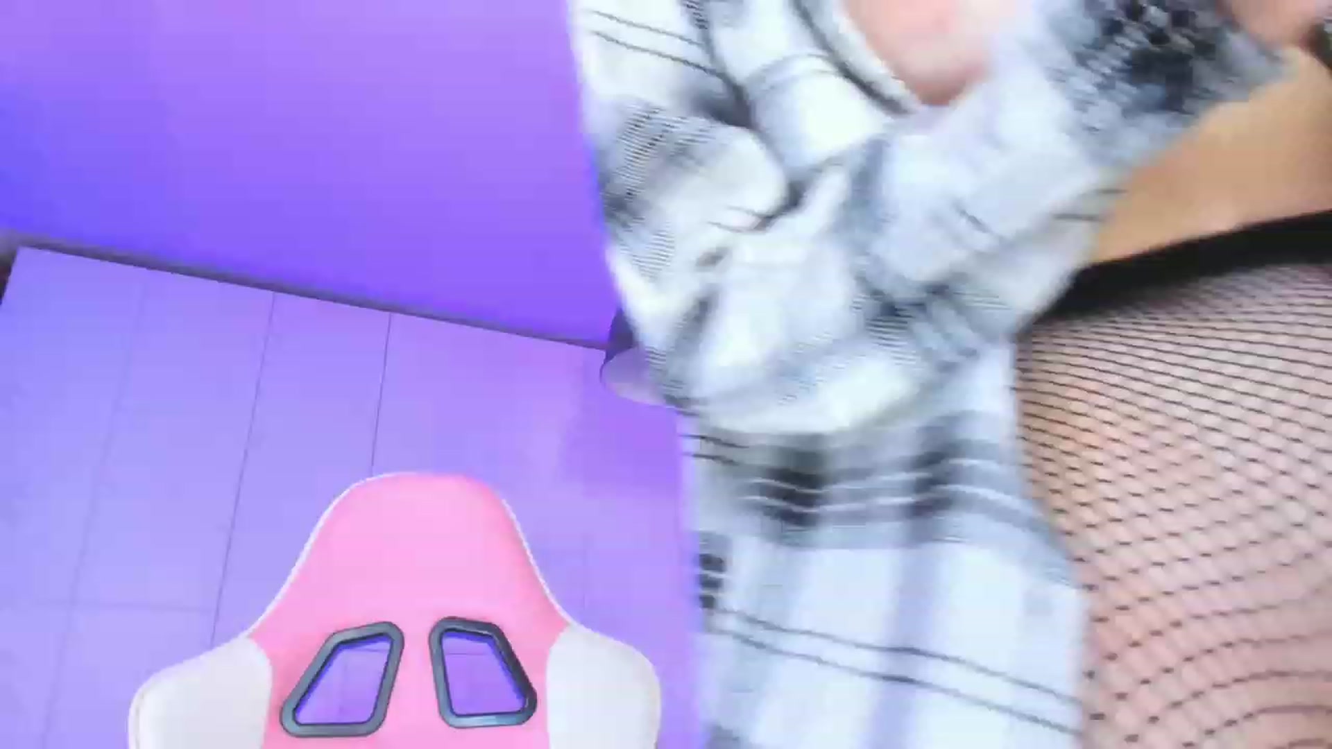 Gallery image thumbnail from Alyssa_Smit's myfreecams stream on, 03/29/2023, 10:30 image 19 of 20