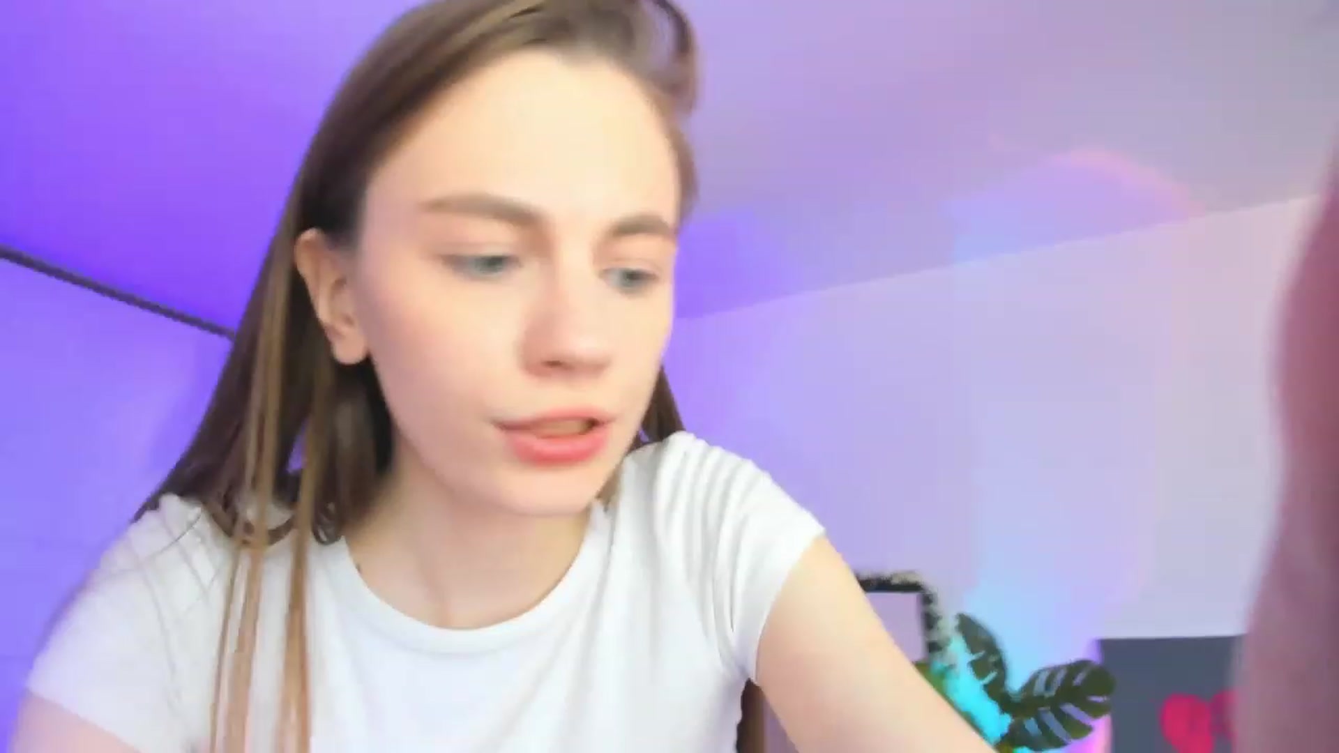 Gallery image thumbnail from Alyssa_Smit's myfreecams stream on, 05/01/2023, 09:46 image 20 of 20