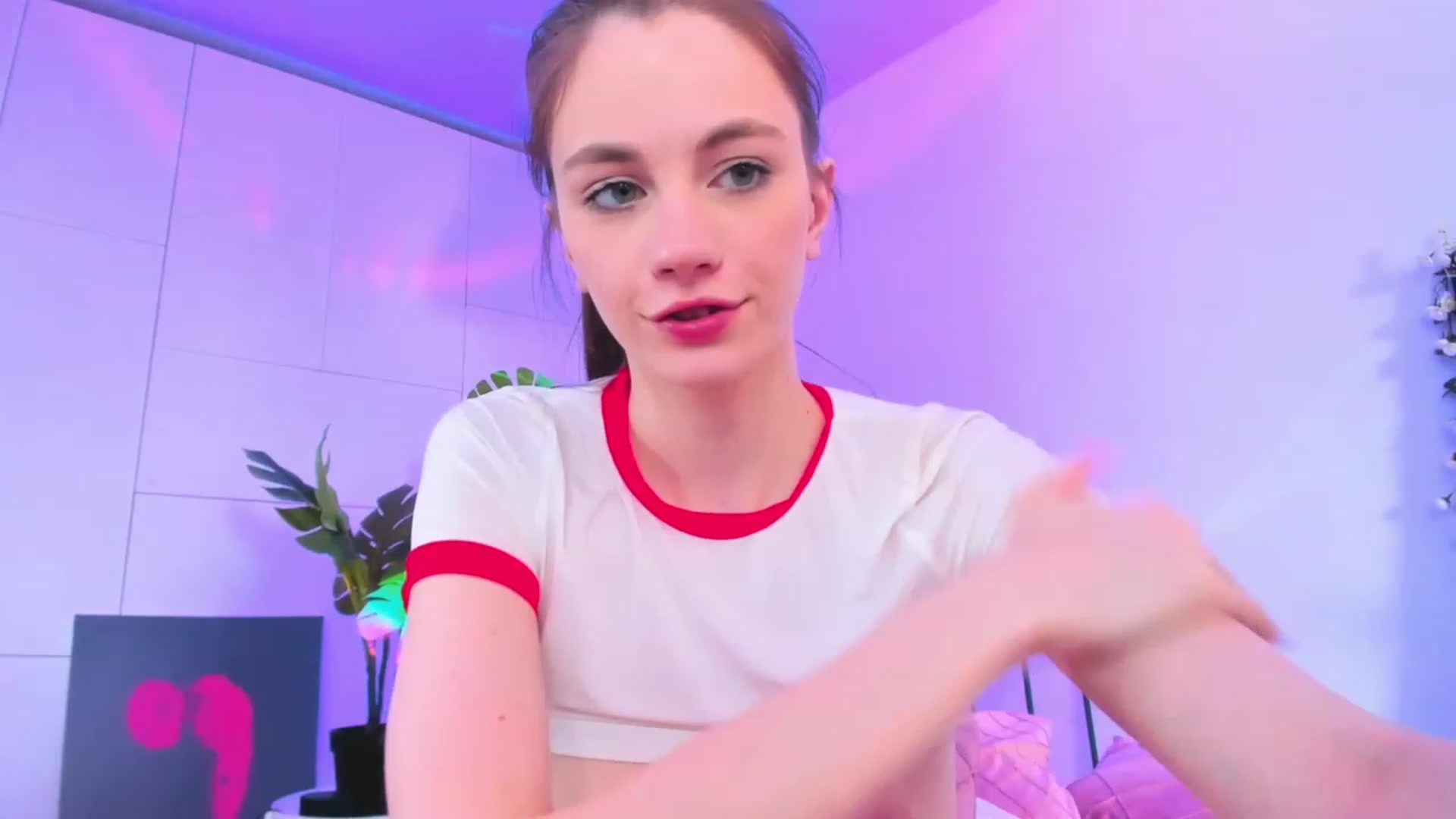 Gallery image thumbnail from Alyssa_Smit's myfreecams stream on, 05/29/2023, 12:02 image 7 of 20