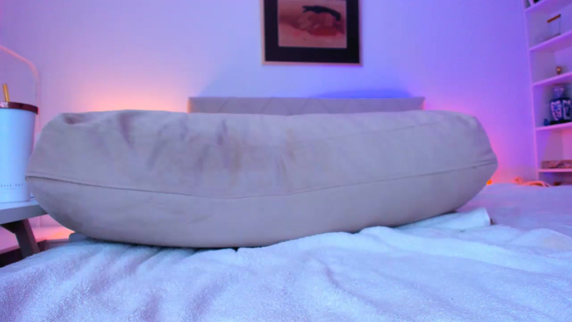 Gallery image thumbnail from Alyssa_Smit's myfreecams stream on, 08/13/2024, 07:22 image 3 of 20