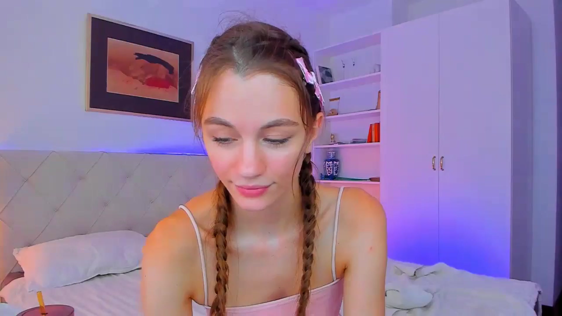 Gallery image thumbnail from Alyssa_Smit's myfreecams stream on, 08/13/2024, 08:23 image 19 of 20