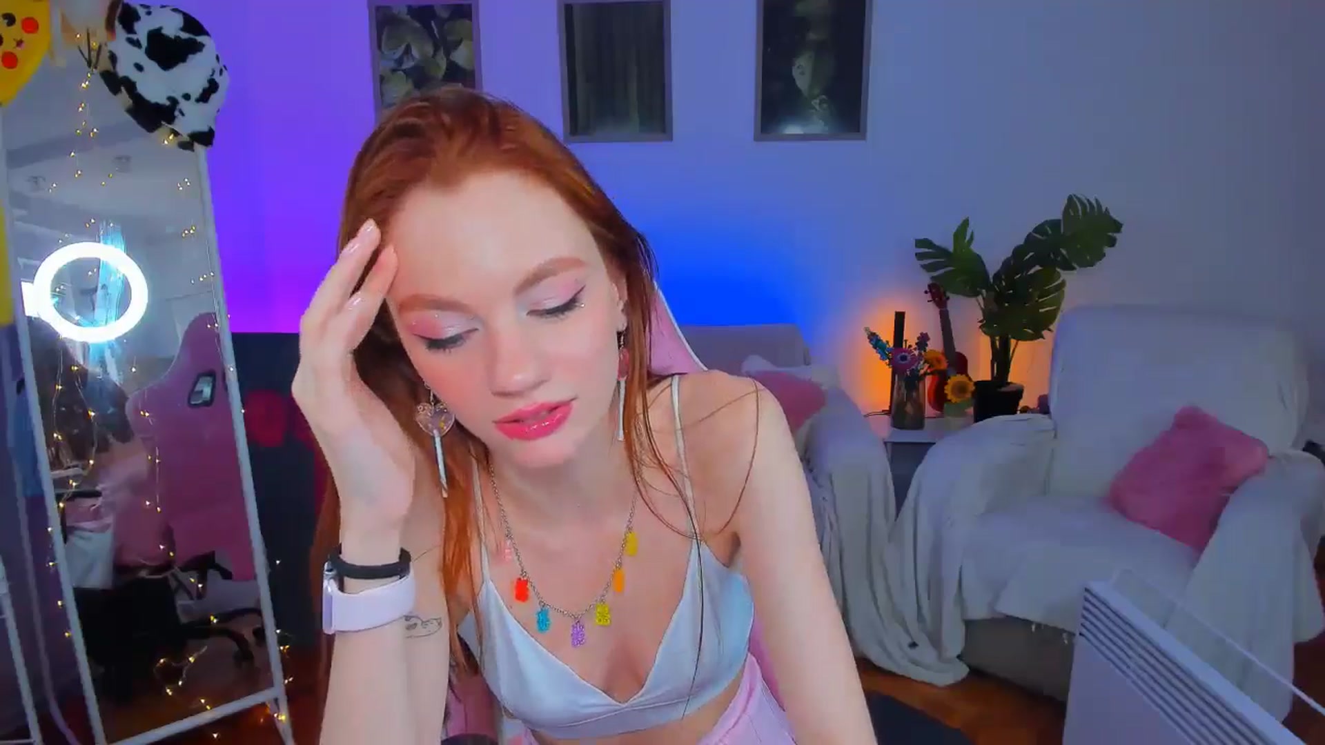 Gallery image thumbnail from Alyssa_Smit's myfreecams stream on, 11/27/2024, 11:43 image 13 of 20