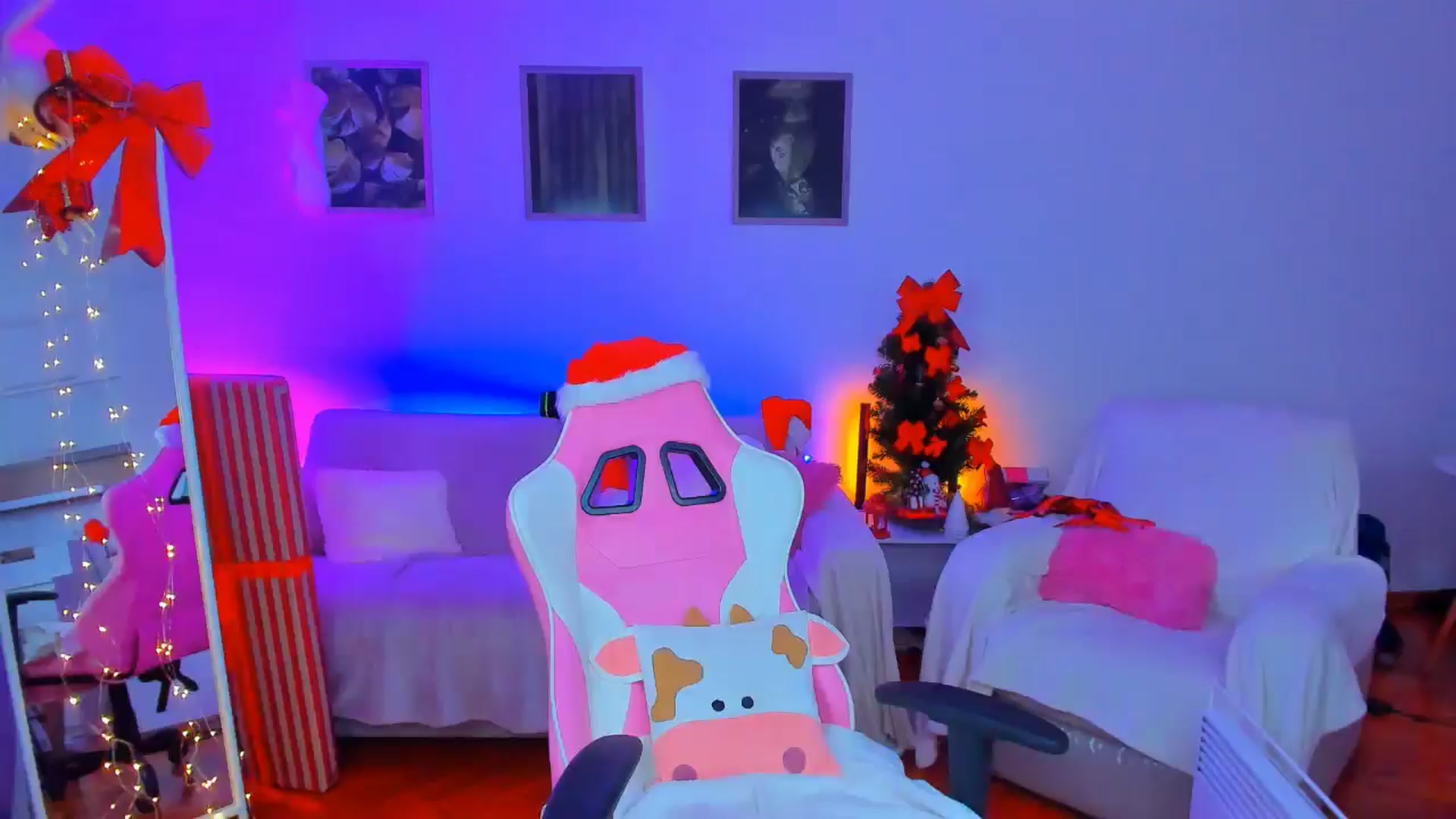 Gallery image thumbnail from Alyssa_Smit's myfreecams stream on, 12/12/2024, 13:12 image 15 of 20