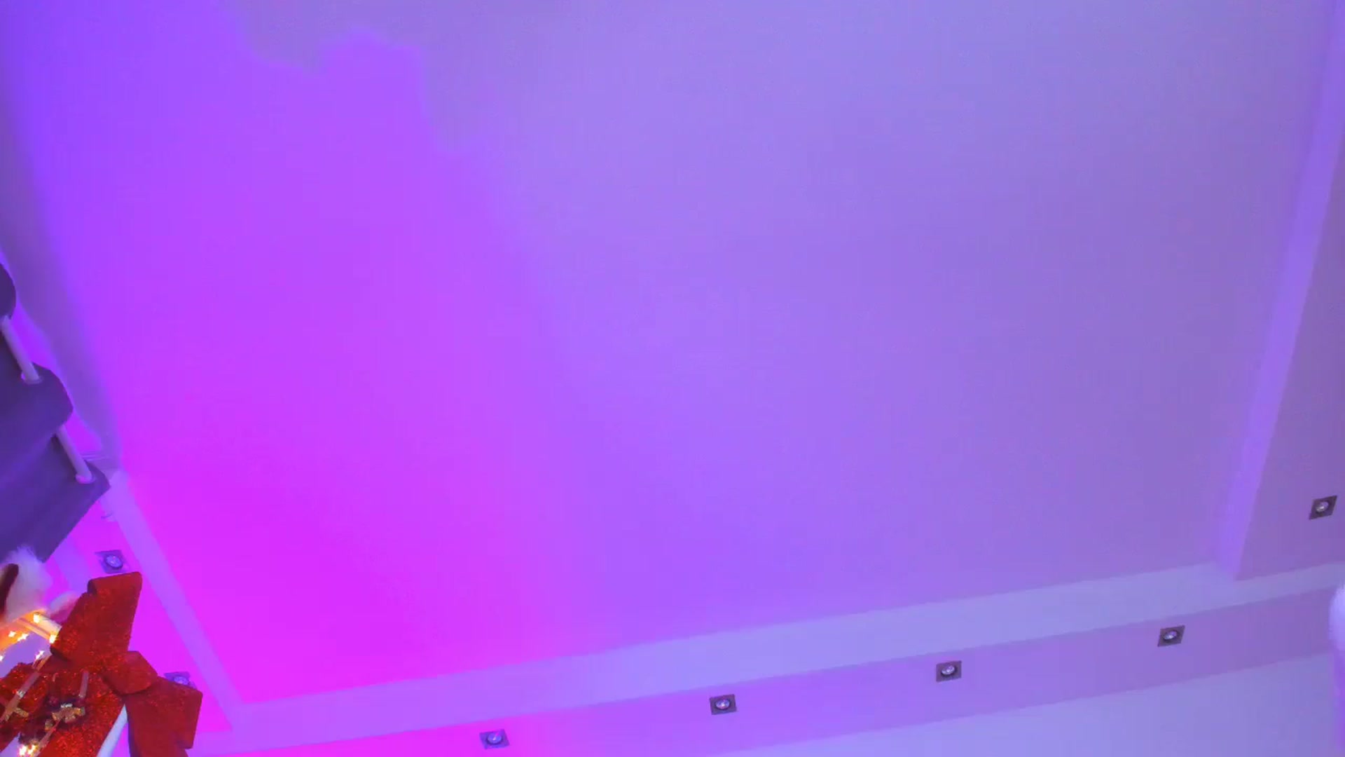 Gallery image thumbnail from Alyssa_Smit's myfreecams stream on, 12/15/2024, 12:46 image 18 of 20