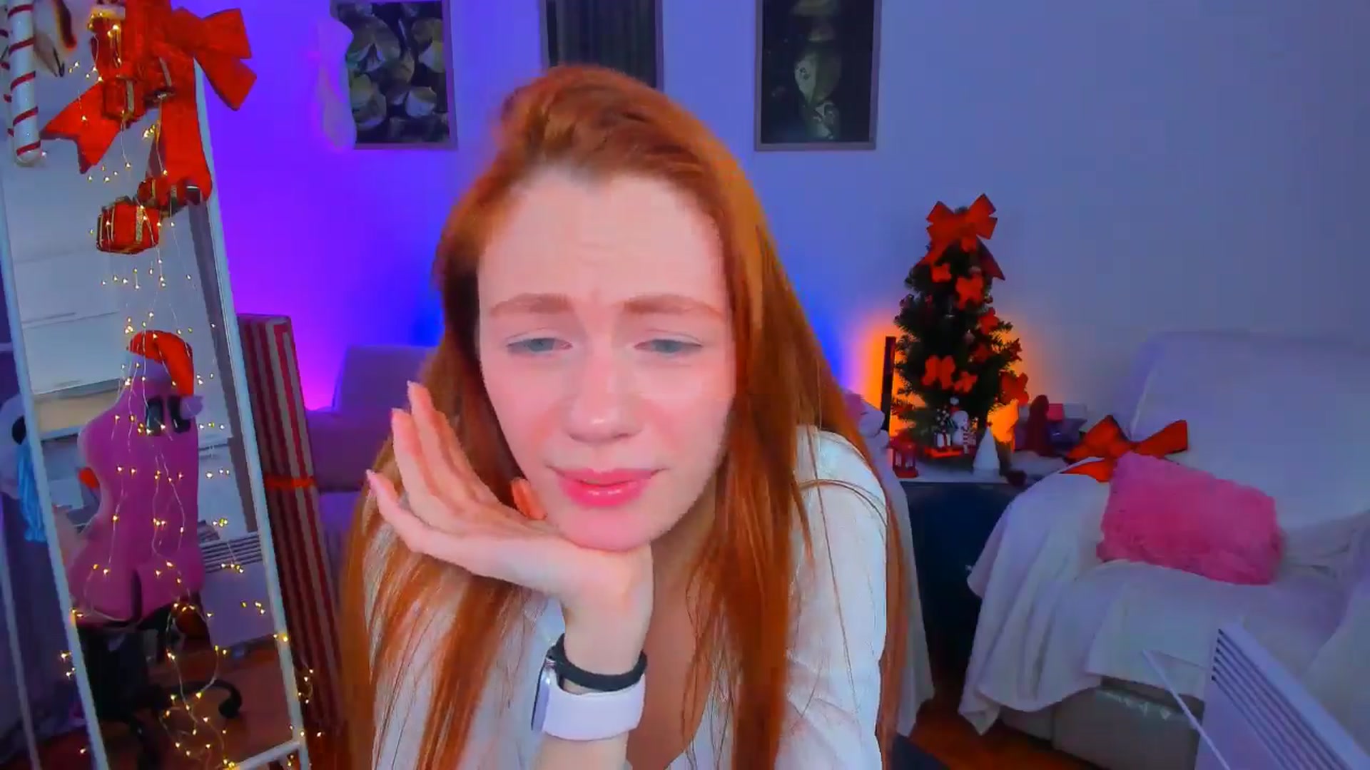 Gallery image thumbnail from Alyssa_Smit's myfreecams stream on, 12/18/2024, 11:56 image 13 of 20