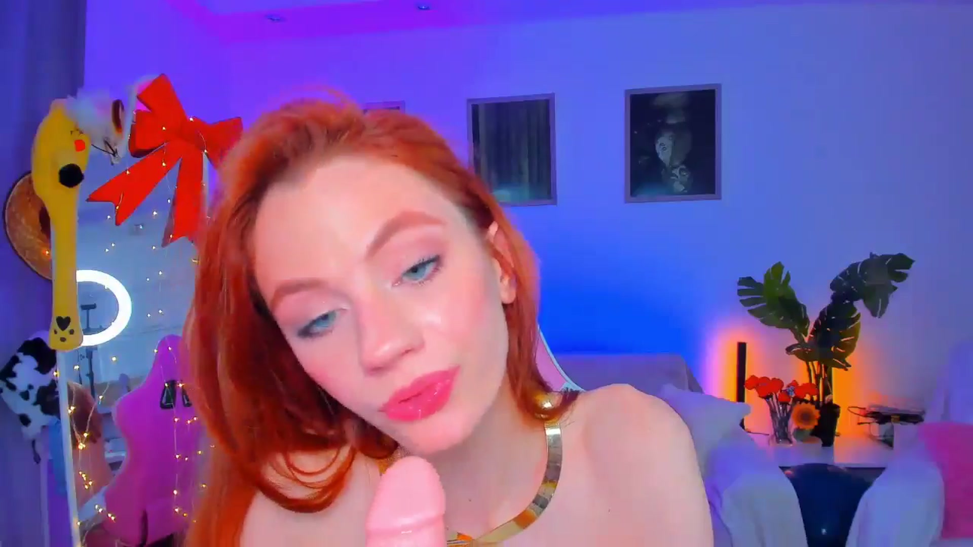 Gallery image thumbnail from Alyssa_Smit's myfreecams stream on, 01/16/2025, 13:24 image 4 of 20