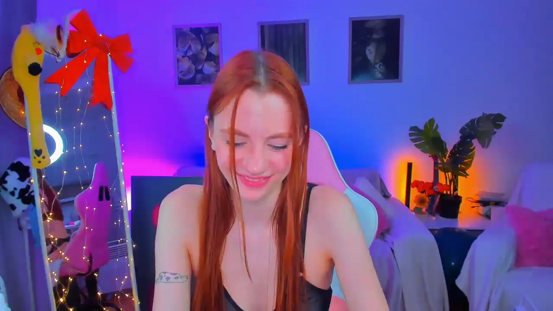 Gallery image thumbnail from Alyssa_Smit's myfreecams stream on, 01/19/2025, 14:58 image 20 of 20