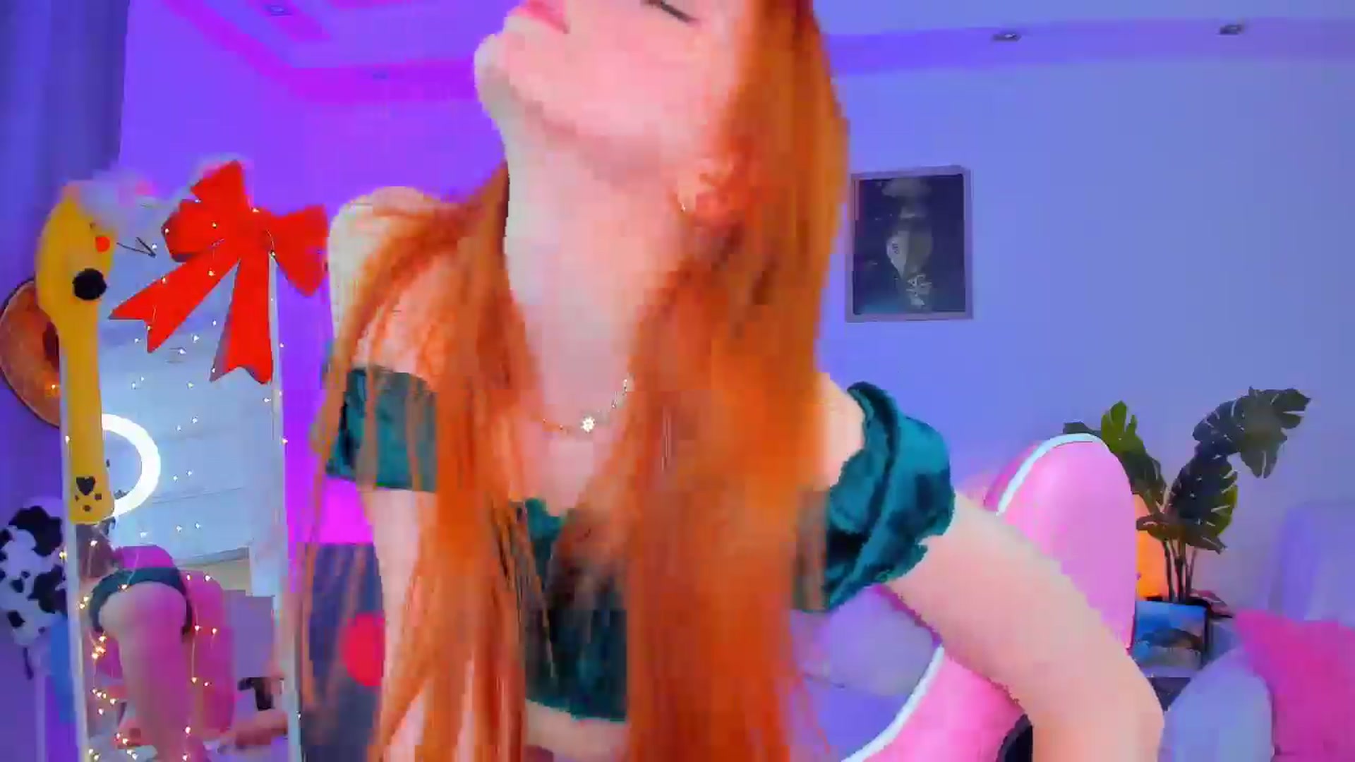 Gallery image thumbnail from Alyssa_Smit's myfreecams stream on, 01/23/2025, 12:18 image 17 of 20