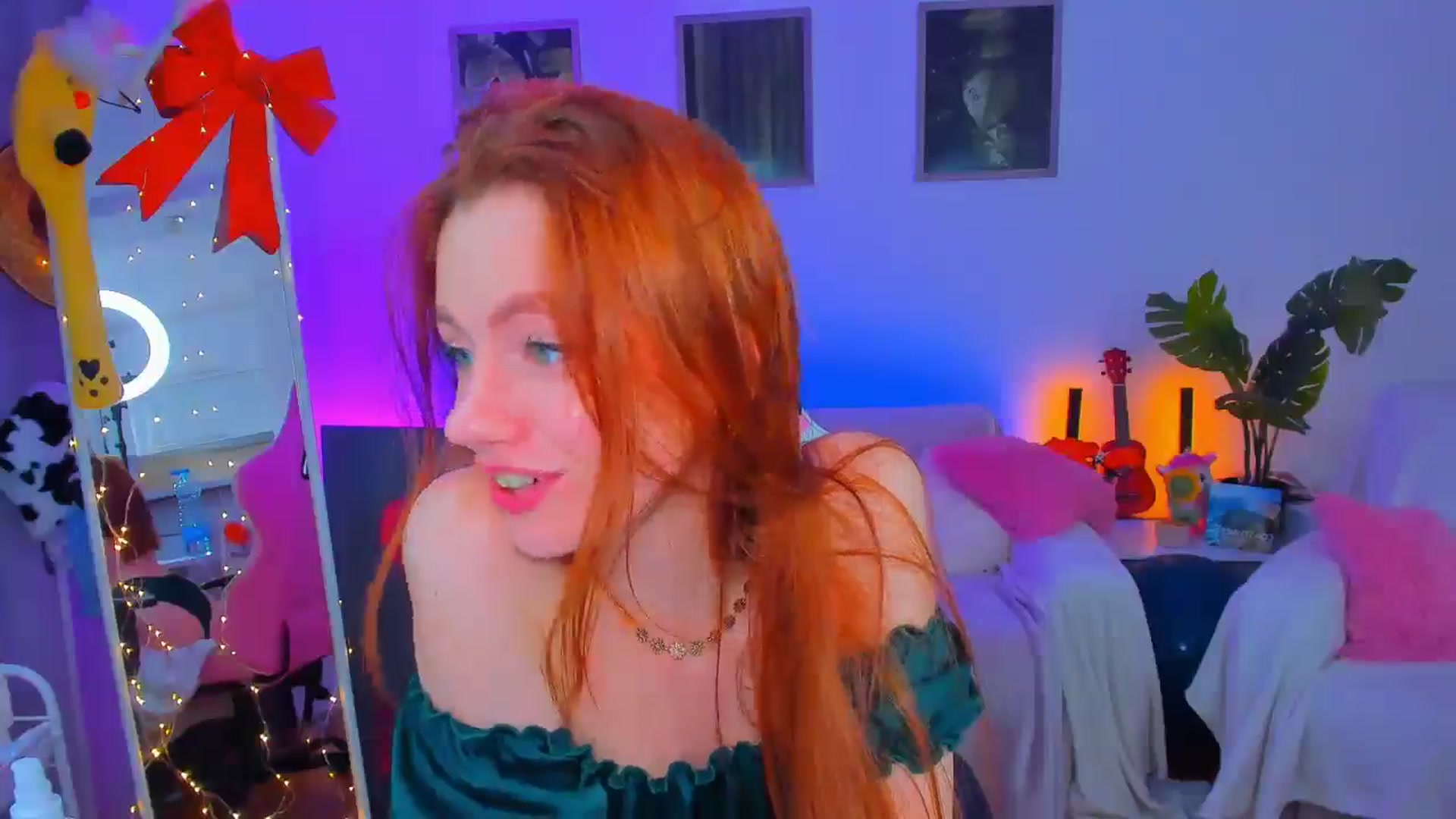 Gallery image thumbnail from Alyssa_Smit's myfreecams stream on, 01/23/2025, 12:18 image 16 of 20
