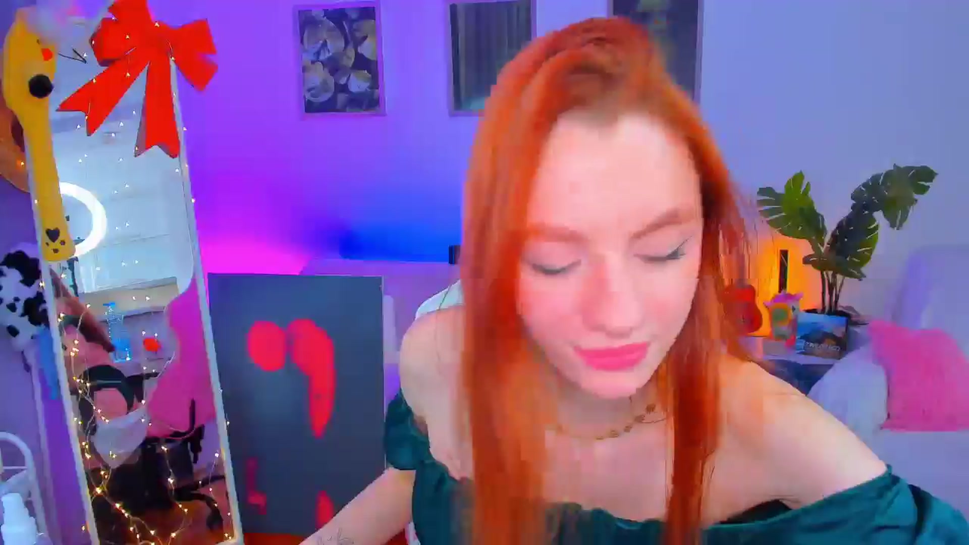 Gallery image thumbnail from Alyssa_Smit's myfreecams stream on, 01/23/2025, 12:18 image 9 of 20