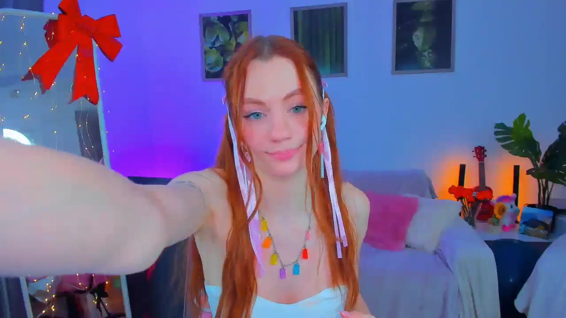 Gallery image thumbnail from Alyssa_Smit's myfreecams stream on, 01/29/2025, 13:52 image 7 of 20