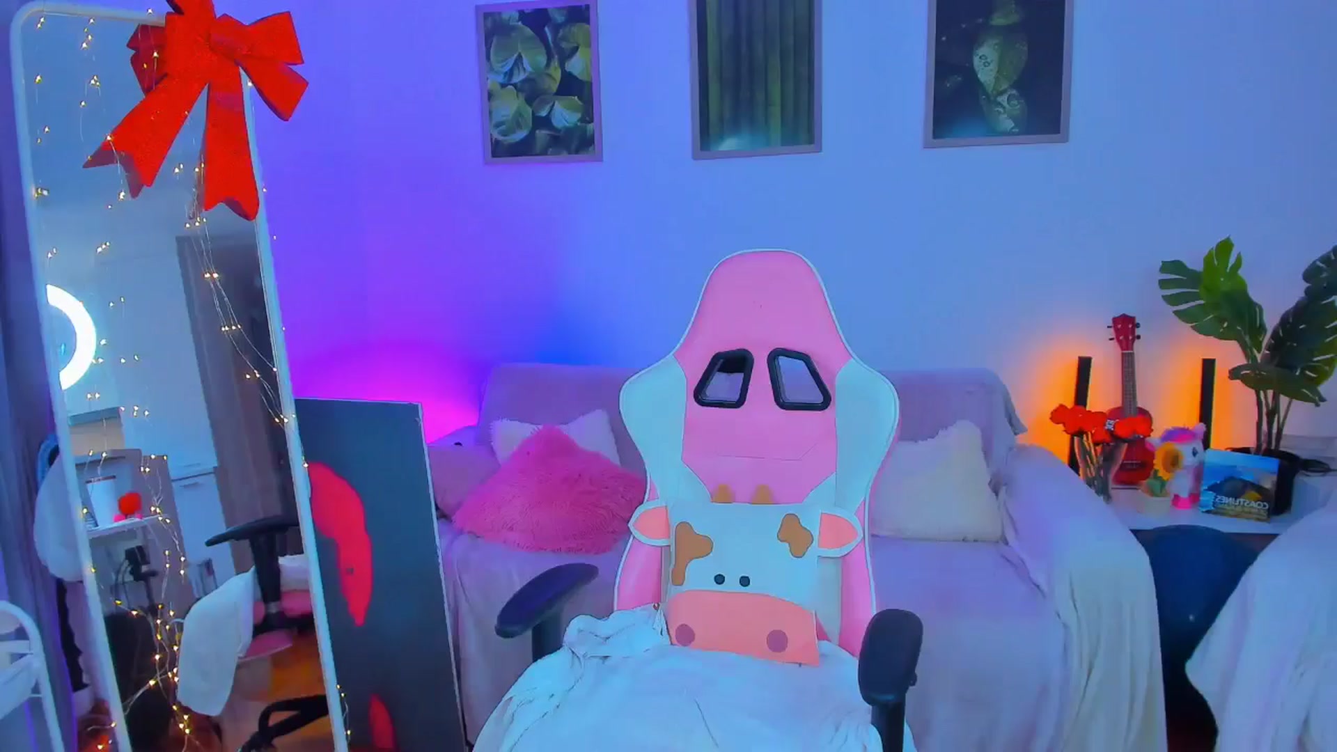 Gallery image thumbnail from Alyssa_Smit's myfreecams stream on, 01/30/2025, 13:45 image 13 of 20