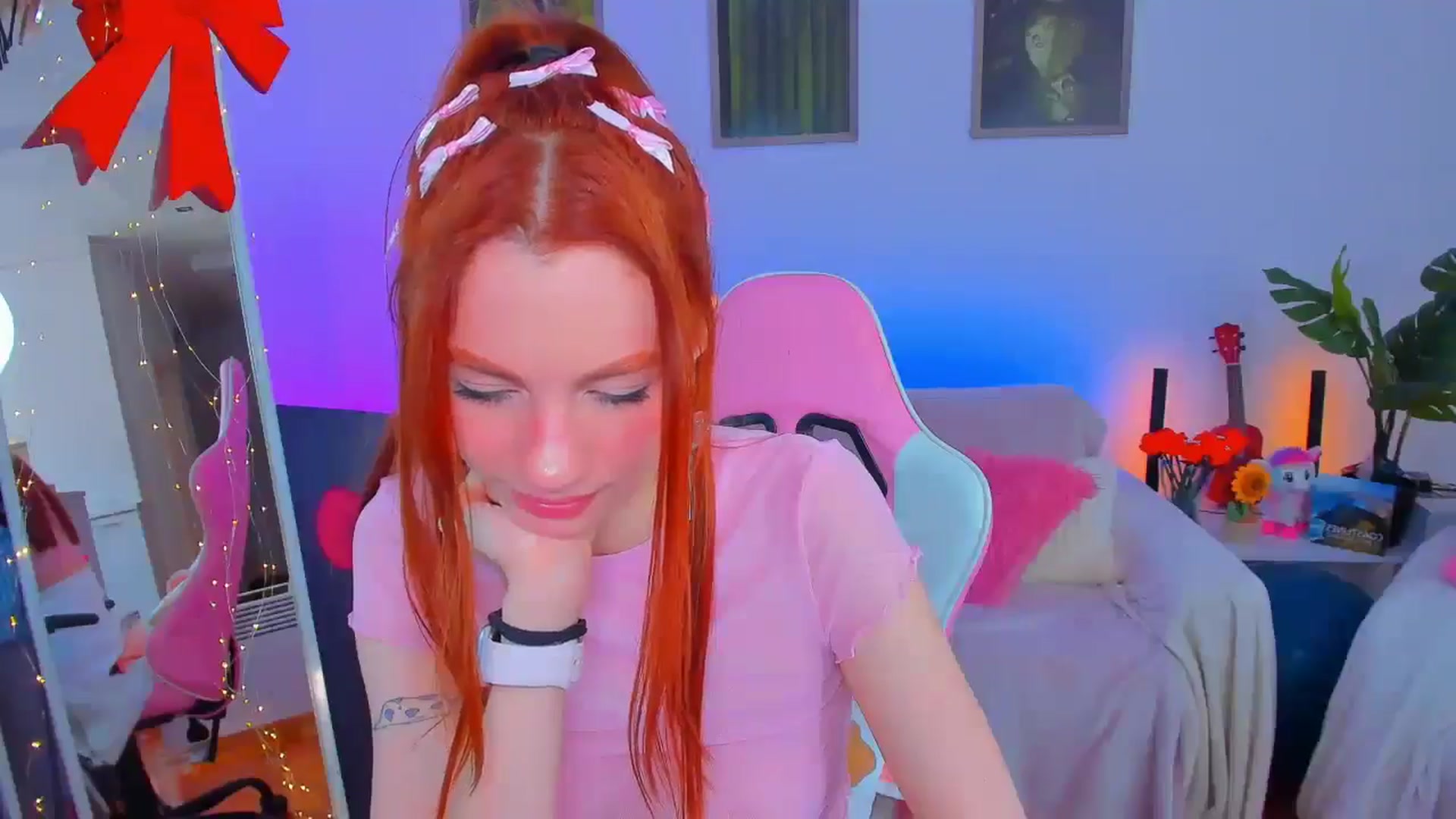 Gallery image thumbnail from Alyssa_Smit's myfreecams stream on, 02/06/2025, 10:32 image 6 of 20