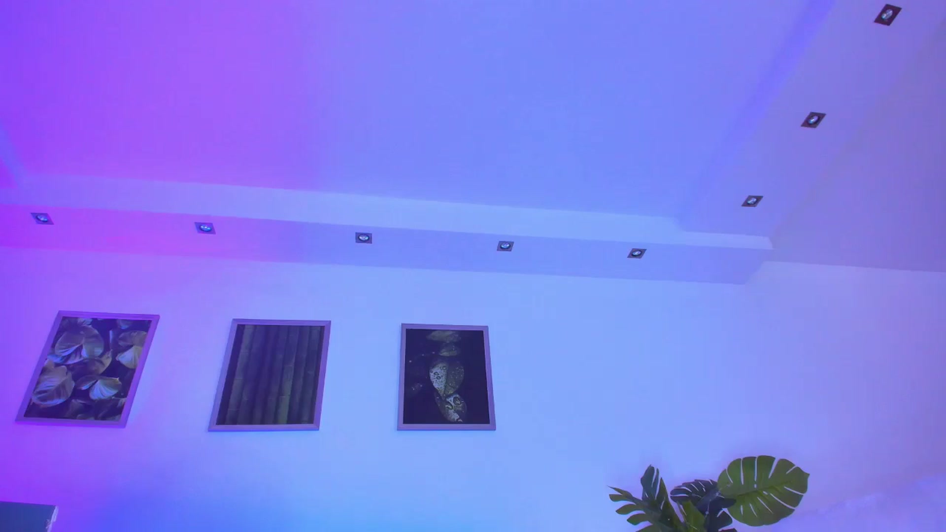 Gallery image thumbnail from Alyssa_Smit's myfreecams stream on, 03/23/2025, 13:50 image 8 of 20