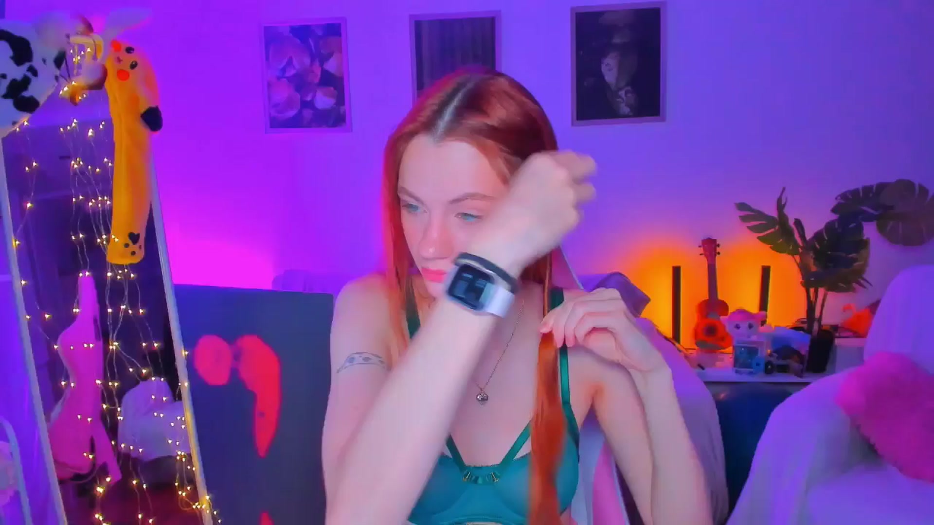 Gallery image thumbnail from Alyssa_Smit's myfreecams stream on, 09/01/2025, 03:59 image 1 of 20