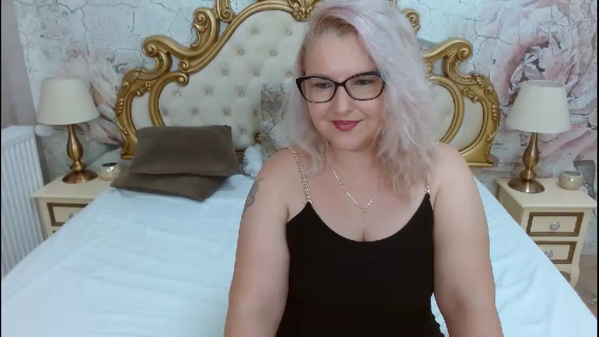 Gallery image thumbnail from Alyssaa1's myfreecams stream on, 08/01/2023, 07:27 image 17 of 20
