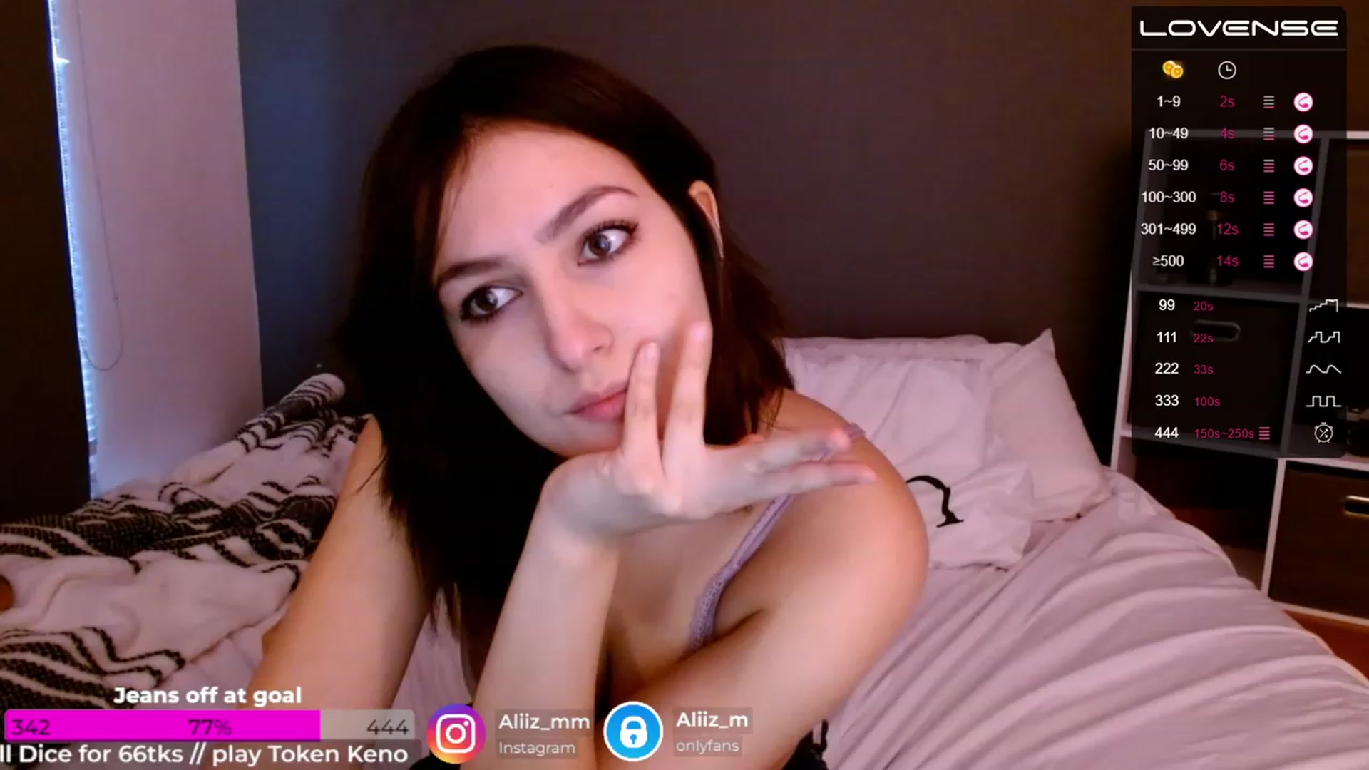 Gallery image thumbnail from Alyssamodel's myfreecams stream on, 11/21/2022, 19:46 image 9 of 20
