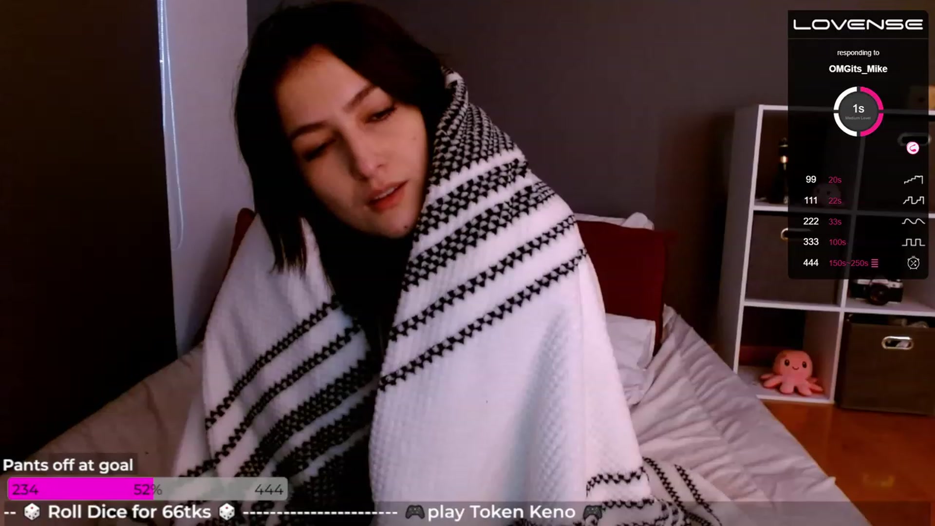 Gallery image thumbnail from Alyssamodel's myfreecams stream on, 12/04/2022, 19:56 image 1 of 20