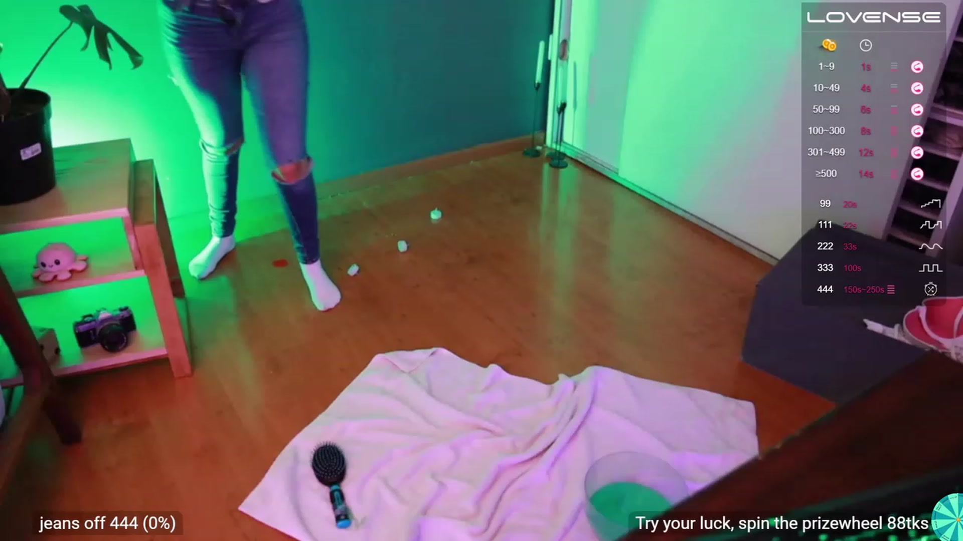 Gallery image thumbnail from Alyssamodel's myfreecams stream on, 02/10/2023, 19:17 image 20 of 20