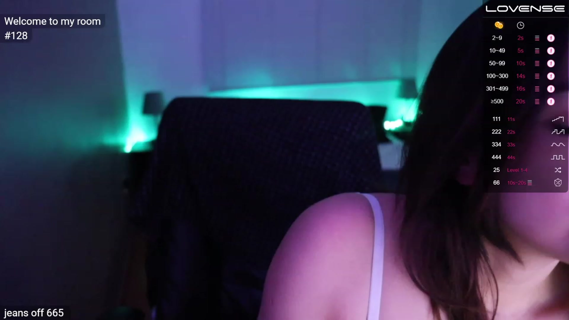 Gallery image thumbnail from Alyssamodel's myfreecams stream on, 03/06/2023, 03:02 image 16 of 20
