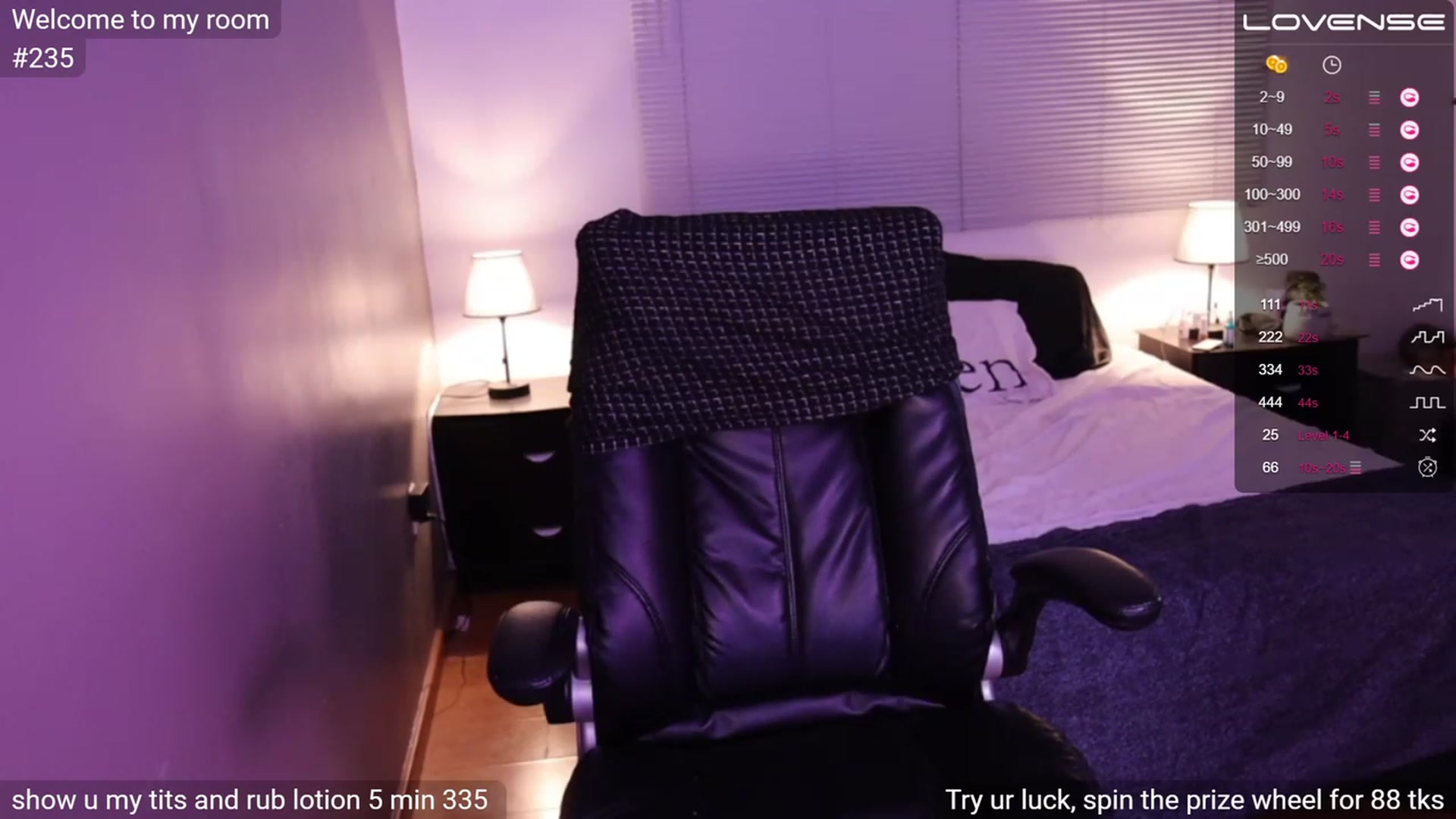 Gallery image thumbnail from Alyssamodel's myfreecams stream on, 03/10/2023, 02:56 image 10 of 20
