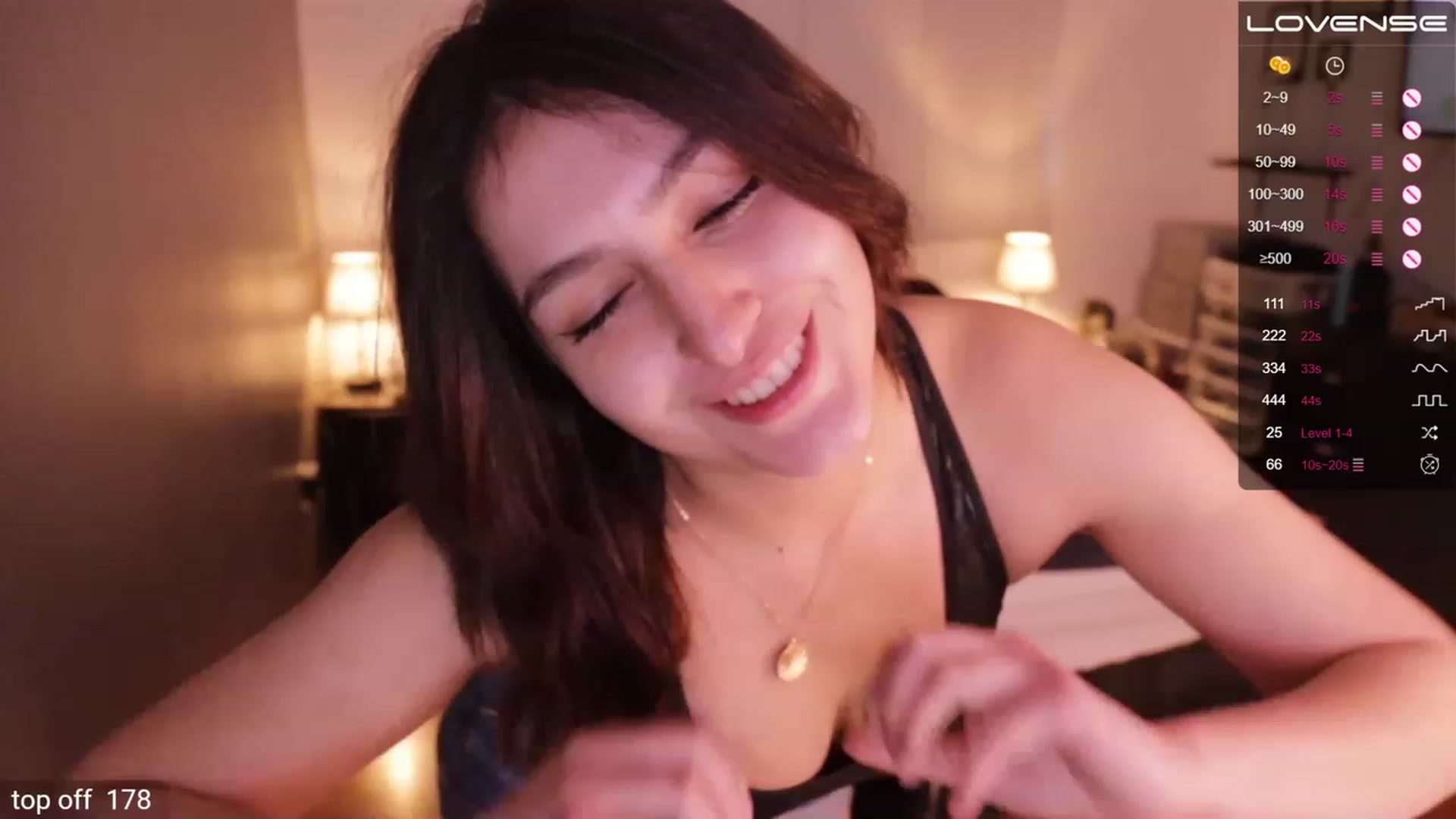 Gallery image thumbnail from Alyssamodel's myfreecams stream on, 03/15/2023, 22:55 image 1 of 20