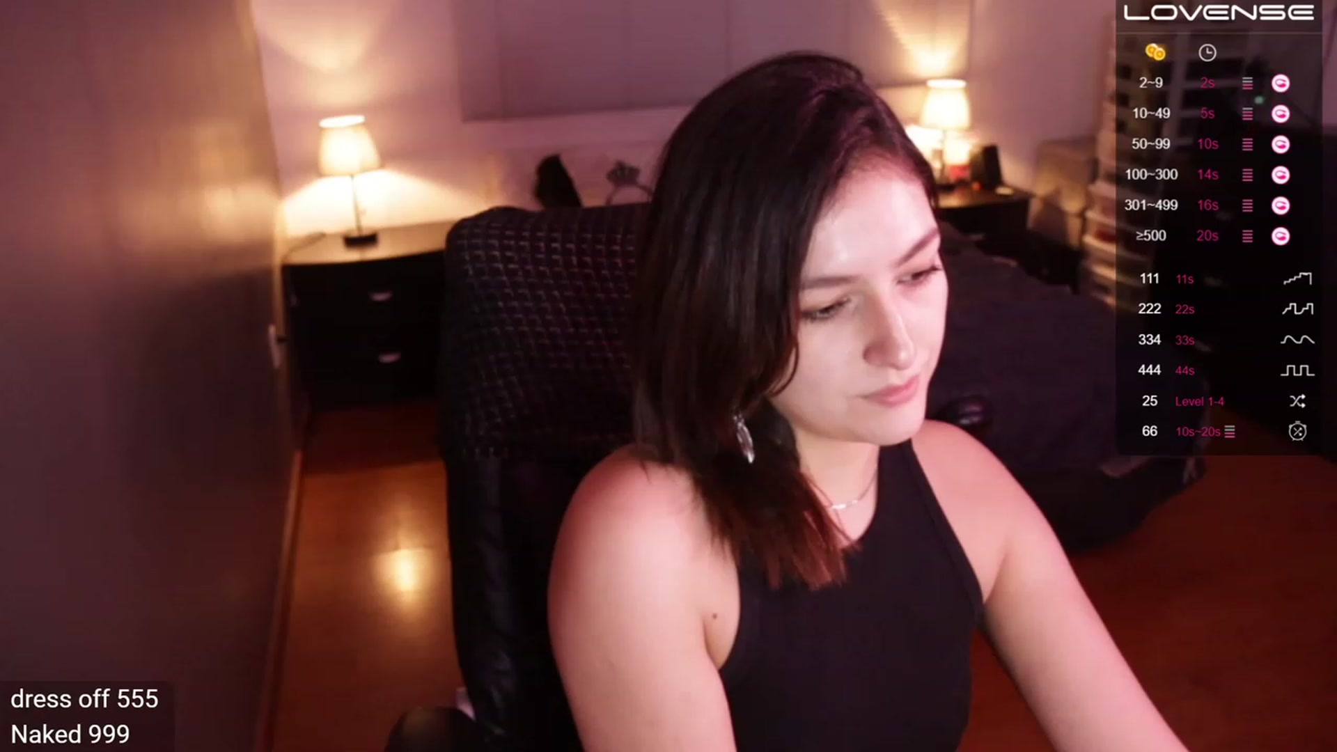 Gallery image thumbnail from Alyssamodel's myfreecams stream on, 03/20/2023, 18:56 image 3 of 20