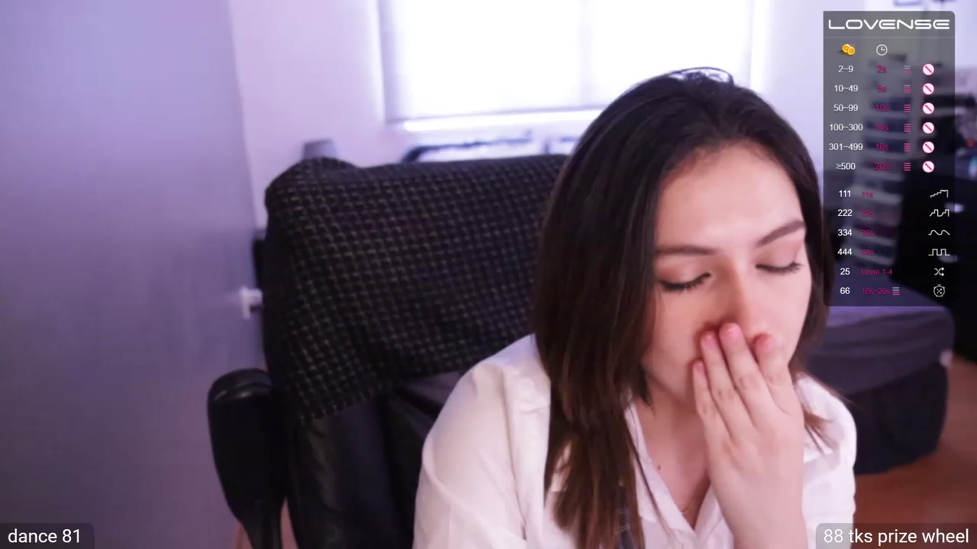 Gallery image thumbnail from Alyssamodel's myfreecams stream on, 03/31/2023, 18:38 image 15 of 20