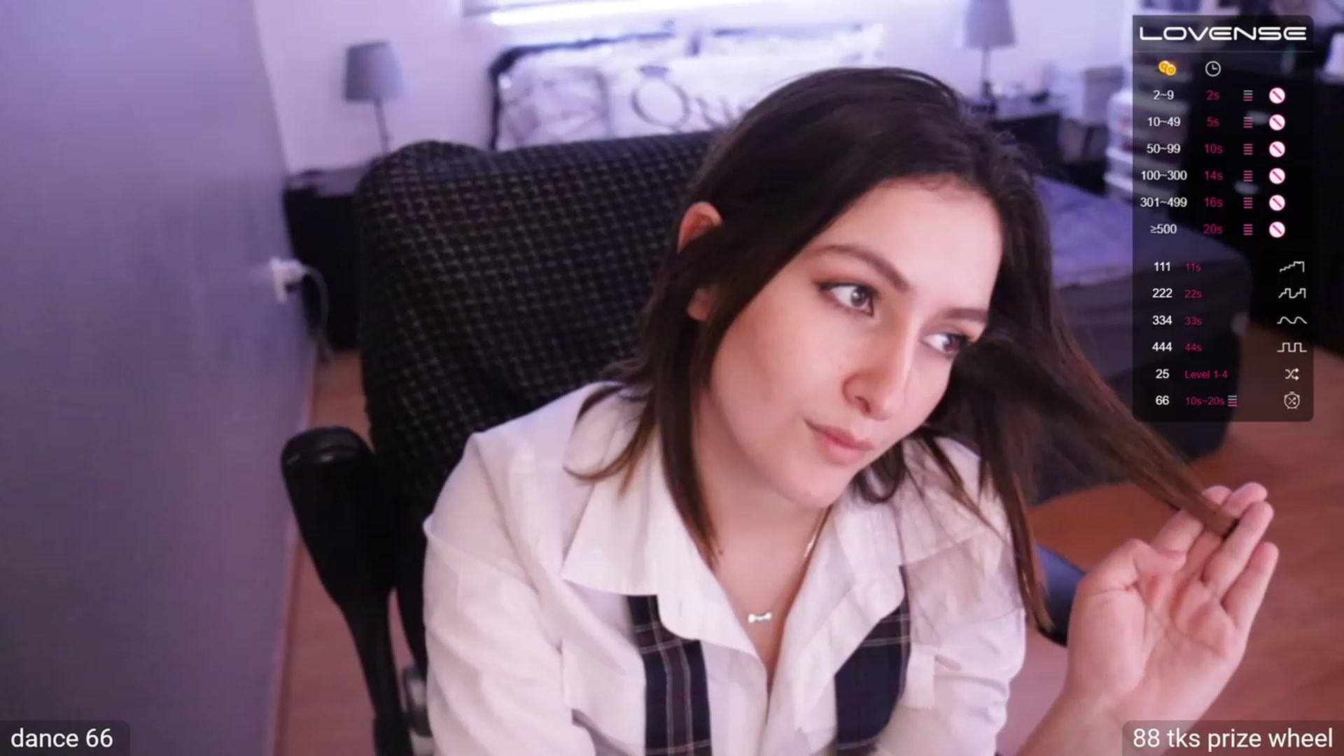 Gallery image thumbnail from Alyssamodel's myfreecams stream on, 03/31/2023, 18:38 image 16 of 20