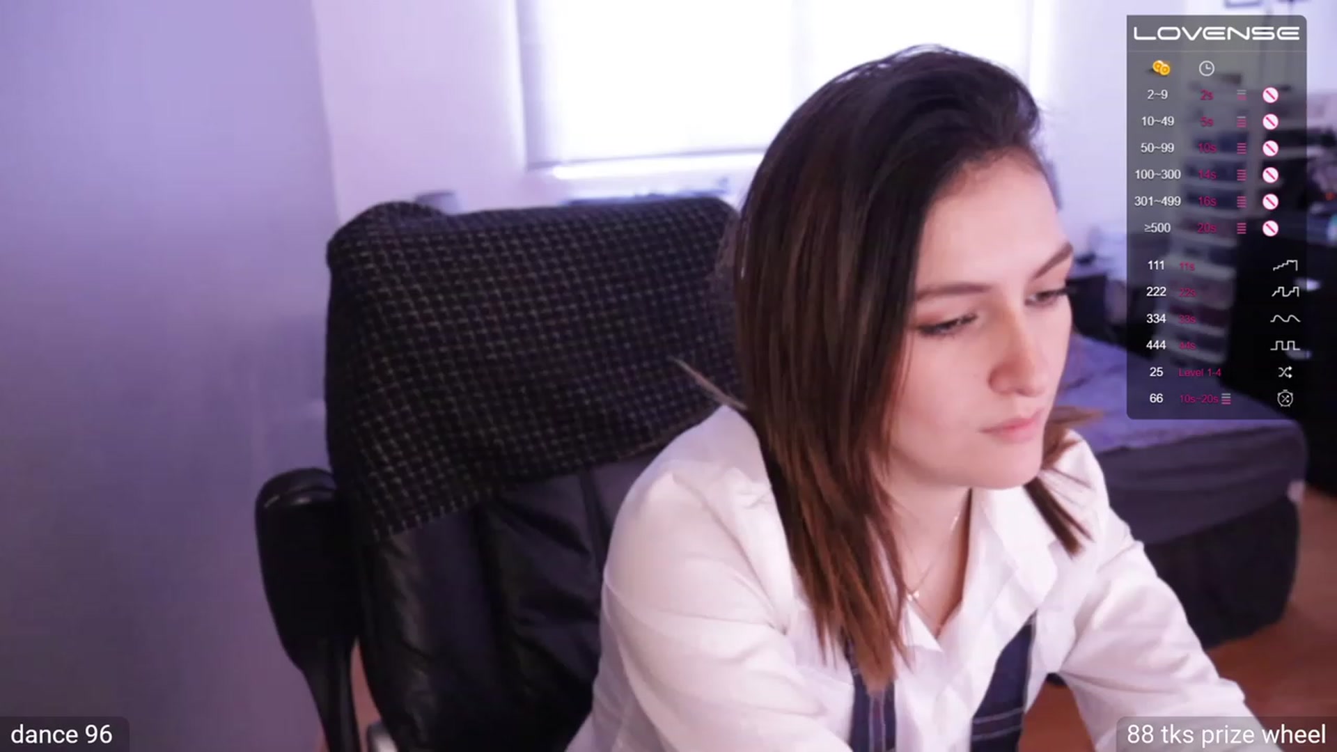 Gallery image thumbnail from Alyssamodel's myfreecams stream on, 03/31/2023, 18:38 image 11 of 20