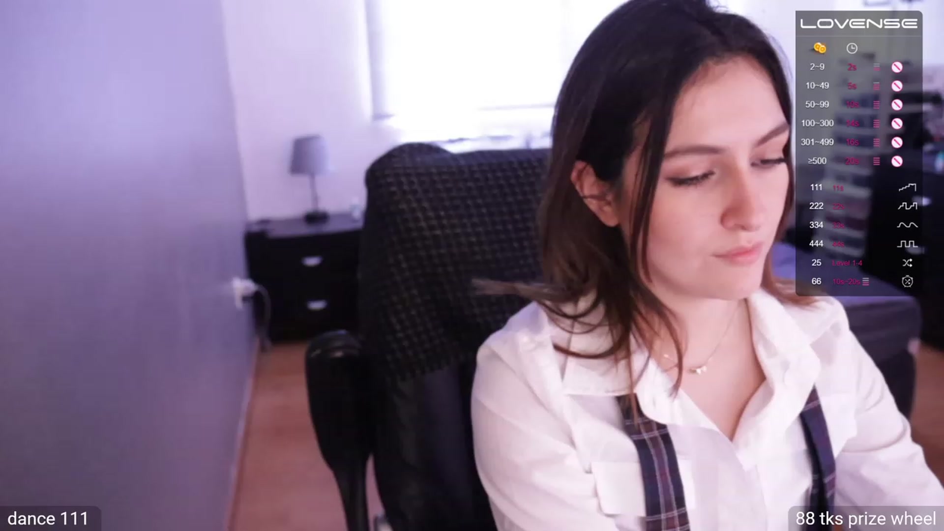 Gallery image thumbnail from Alyssamodel's myfreecams stream on, 03/31/2023, 18:38 image 3 of 20