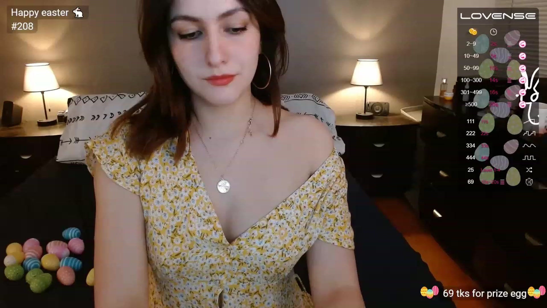 Gallery image thumbnail from Alyssamodel's myfreecams stream on, 04/10/2023, 04:27 image 1 of 20