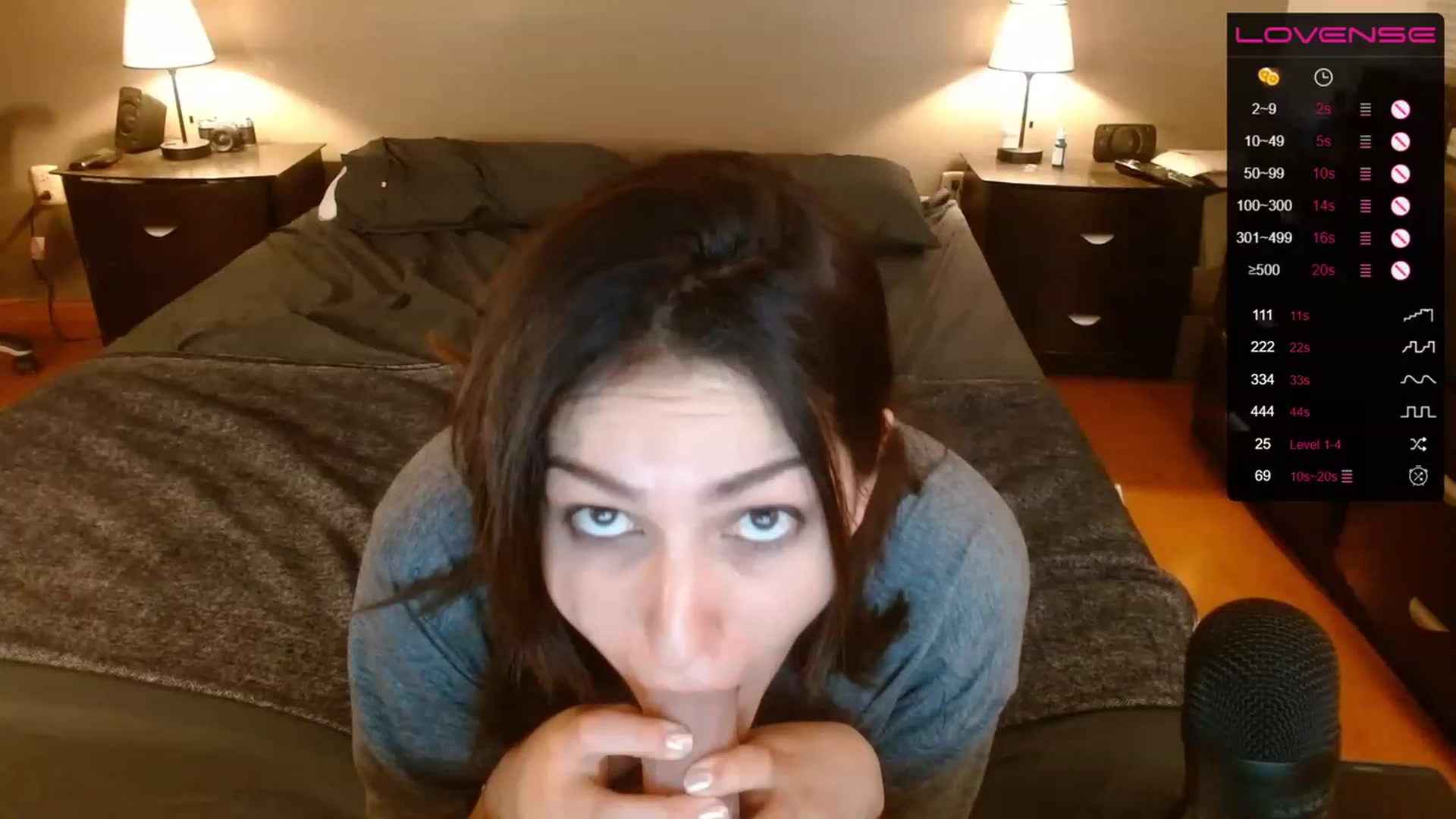 Gallery image thumbnail from Alyssamodel's myfreecams stream on, 04/21/2023, 04:03 image 18 of 20