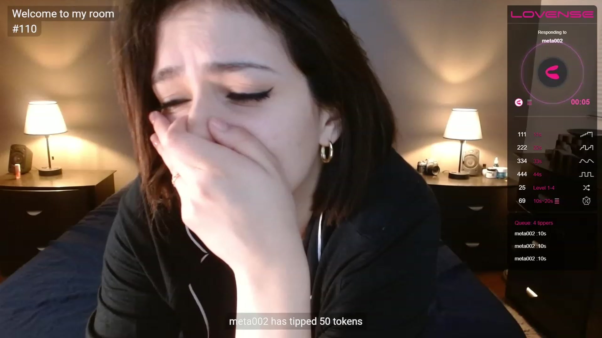 Gallery image thumbnail from Alyssamodel's myfreecams stream on, 05/08/2023, 17:02 image 10 of 20