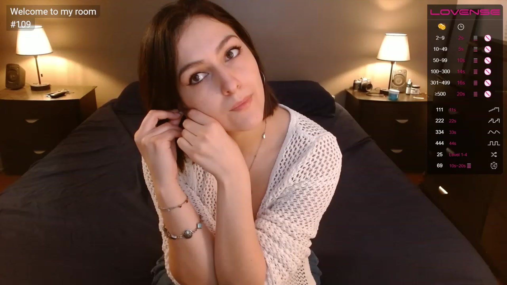 Gallery image thumbnail from Alyssamodel's myfreecams stream on, 05/09/2023, 17:58 image 15 of 20