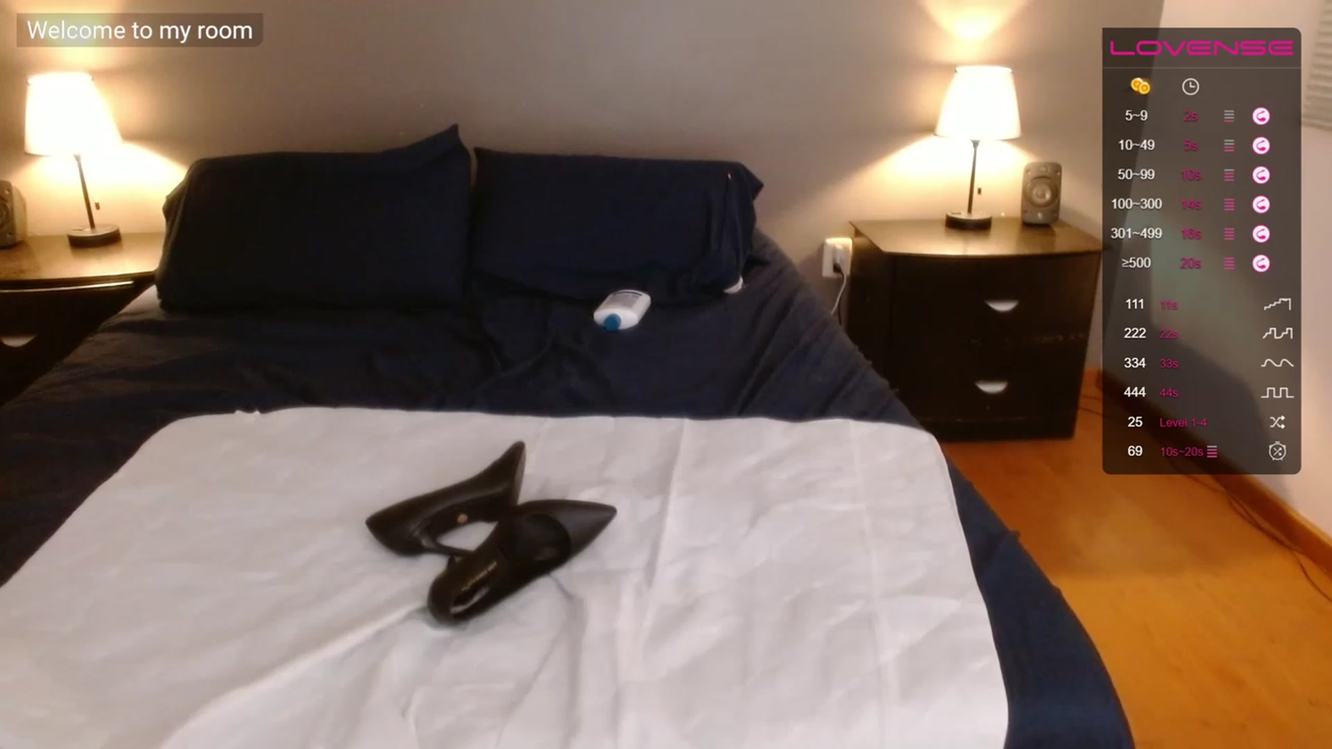 Gallery image thumbnail from Alyssamodel's myfreecams stream on, 06/28/2023, 20:14 image 3 of 20